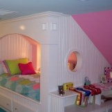 Originalbett im Kinderzimmer