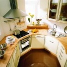 Küche in einem kleinen Wohnungsfoto