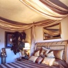 Bett im ägyptischen Stil