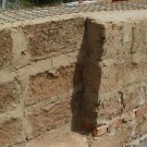 Apakah dinding adobe luar yang paling mesra alam bangunan bangunan kediaman