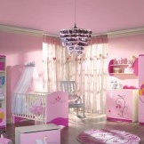 Rosa Schlafzimmer für Neugeborene