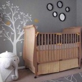 Pilihan reka bentuk untuk bilik tidur untuk bayi dalam foto