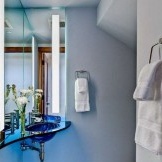 Badezimmer im Chruschtschow-Spiegel