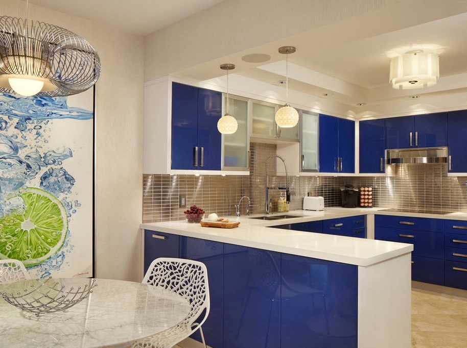 Blaue Küchenmöbel
