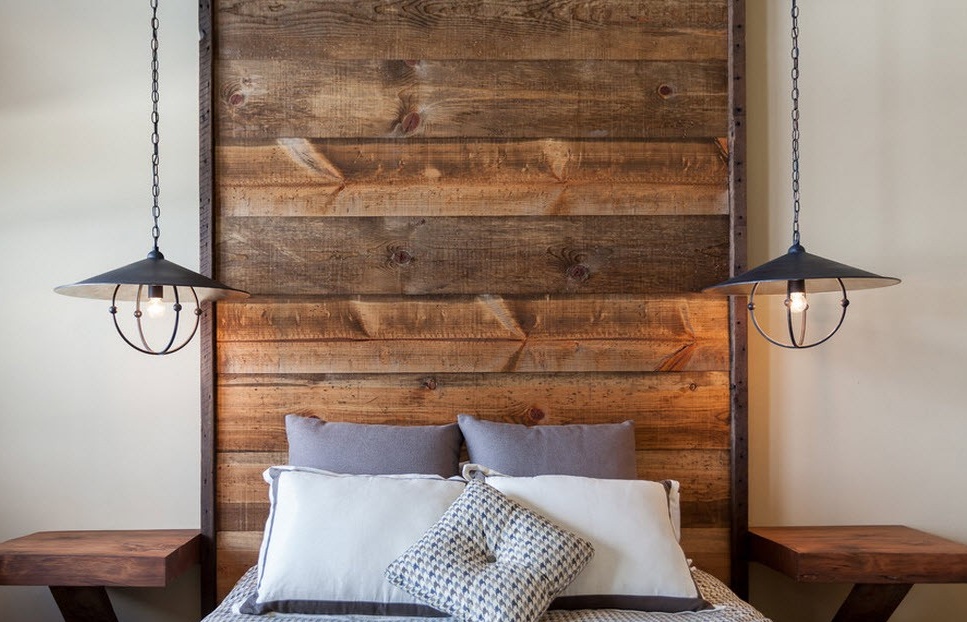 Schönes Schlafzimmer aus Holz