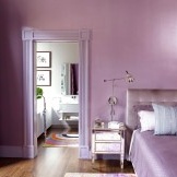 Rein lila Schlafzimmer
