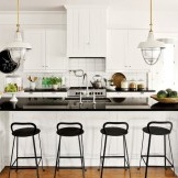 Originelle Stühle in der Küche