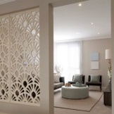 Gipskartonwand mit Muster - stilvolles exklusives Interieur