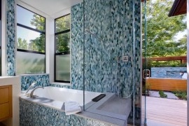 Mosaic untuk menamatkan permukaan bilik mandi
