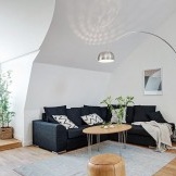 Schwedischer Wohnungsinnenraum der skandinavischen Art