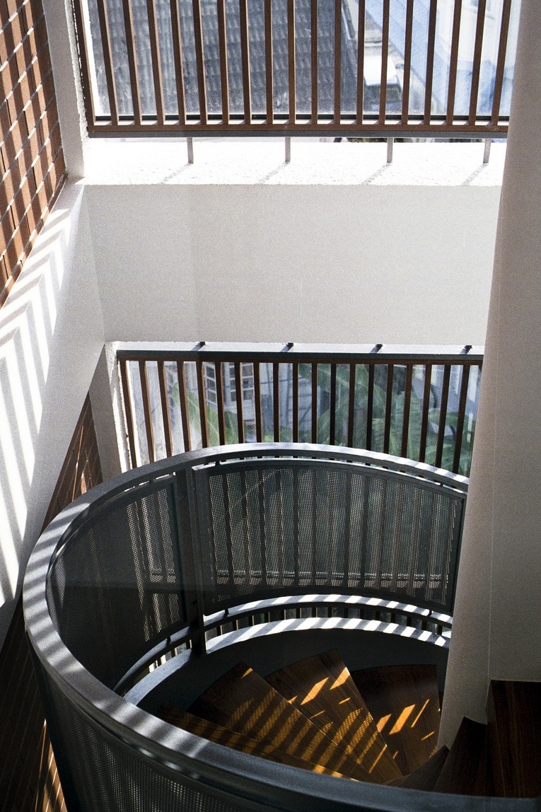 Pandangan atas tangga spiral