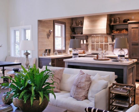 Küche kombiniert mit einem Wohnzimmer in modernem Stil
