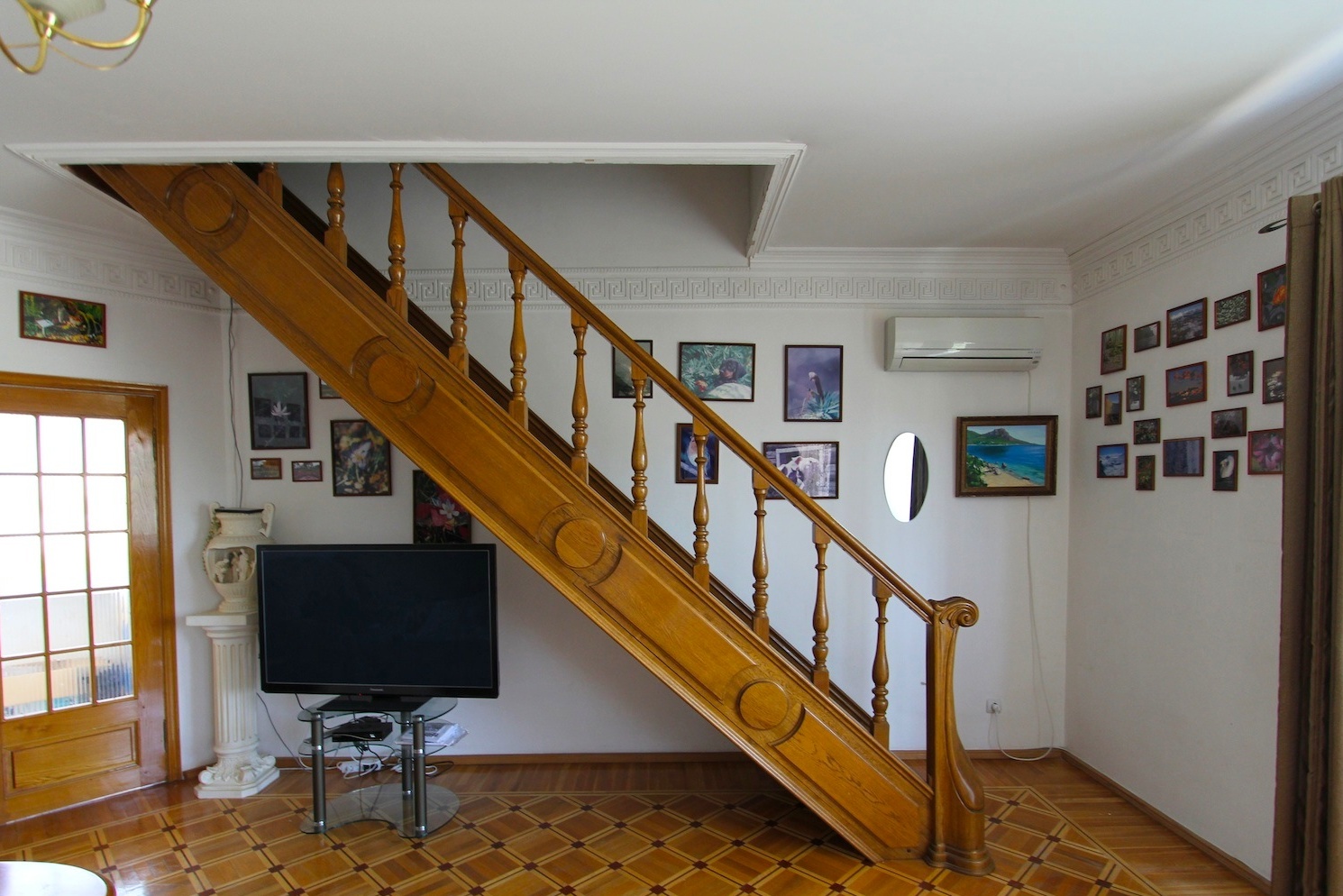 Treppe zum Dachboden vom ersten Stock