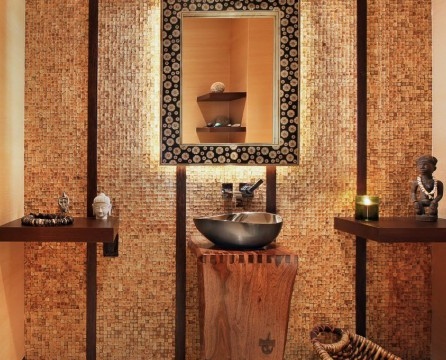 Mosaic di dinding mandi